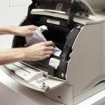 что делать если бумага застряла в принтере