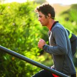 Лучшие наушники для бега