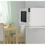 Микроволновая печь на кронштейнах