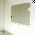 Слюдяная пластина в микроволновке