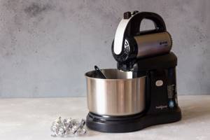 стационарный миксер для дома с насадками